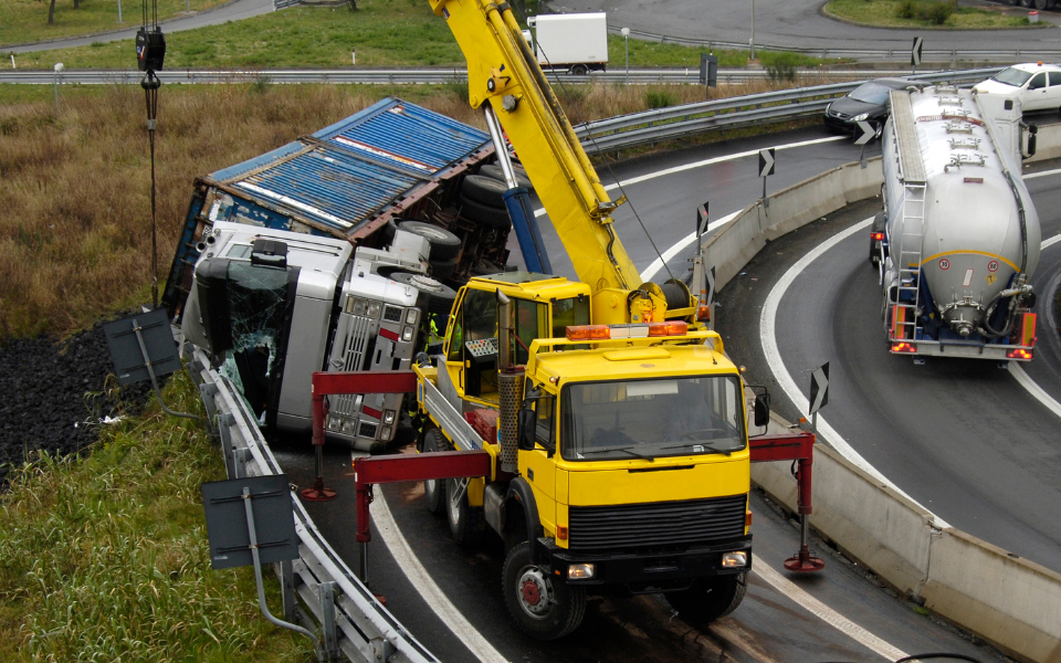 trucking accident, collision