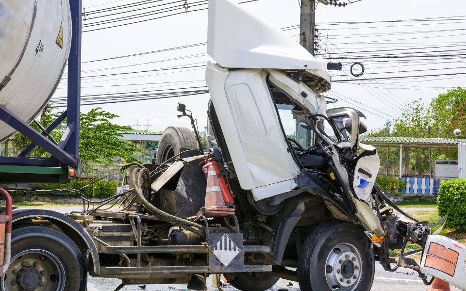 trucking accident, collision