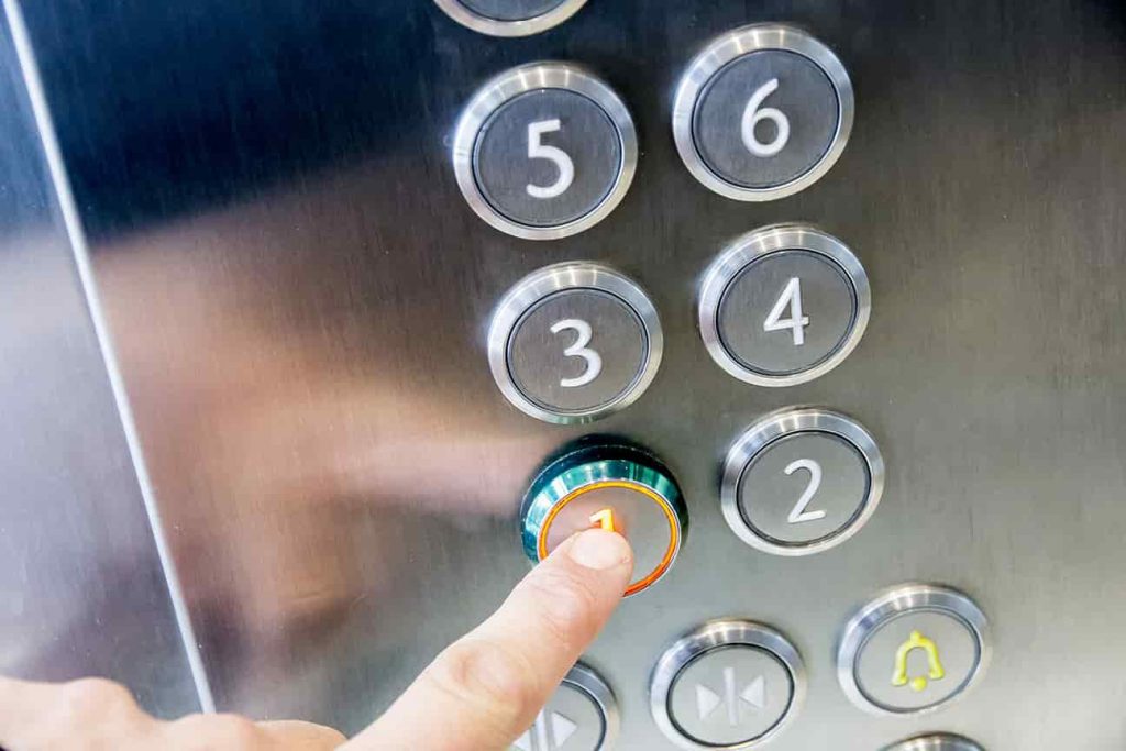 Elevator Injury Attorney Near Me - TORKLAW