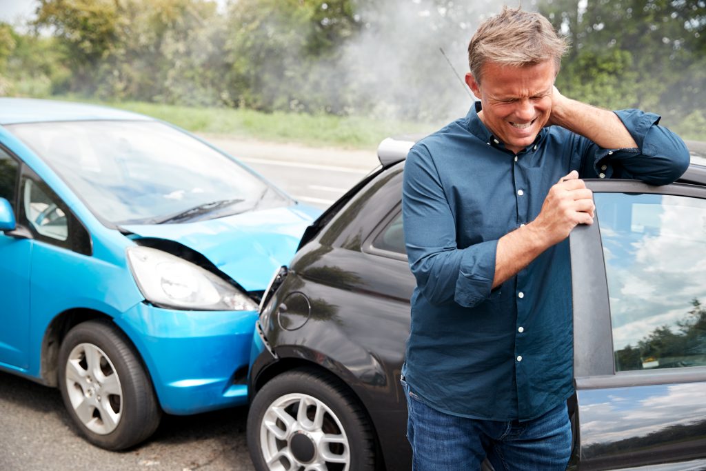 car accident, neck pain